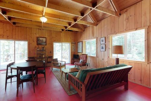 Moosehead Memories + Sandbar Cabin