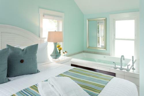 Bed & Breakfast The Hotel Saugatuck - Adults Only