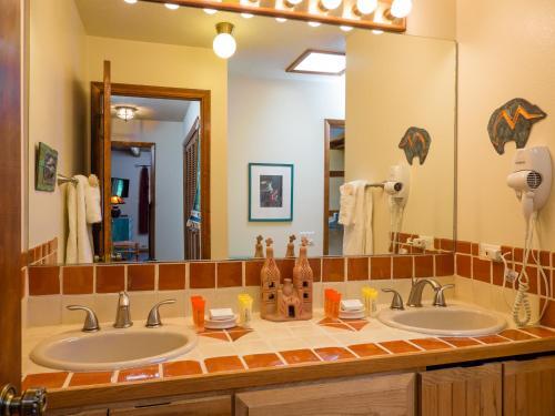 2 Bedroom - 10 Min. Walk To Plaza - Lumiere