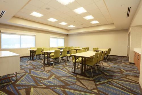 Hotel Holiday Inn Express - Oneonta