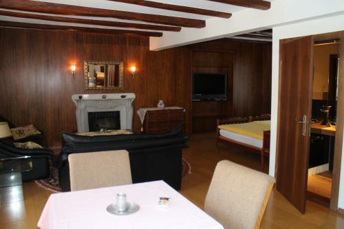 Hostal H�tel-restaurant De La Tour