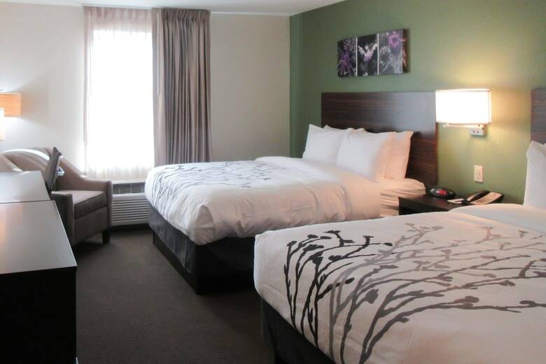 Hotel Sleep Inn & Suites