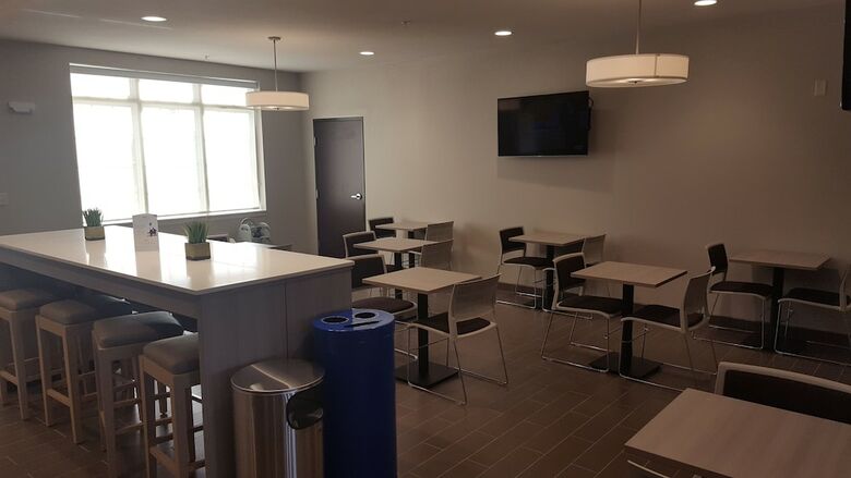 Hotel Microtel Inn & Suites By Wyndham Perry
