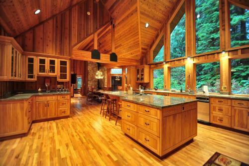 Forrest Lodge Four-bedroom Chalet