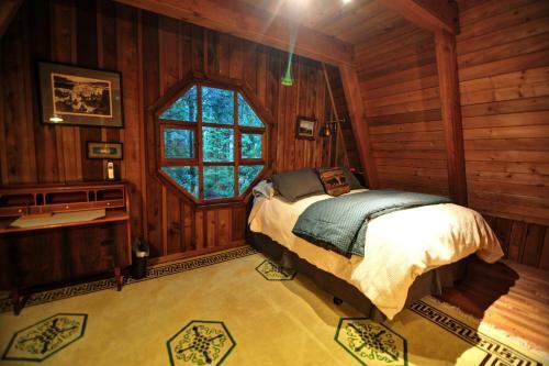Forrest Lodge Four-bedroom Chalet