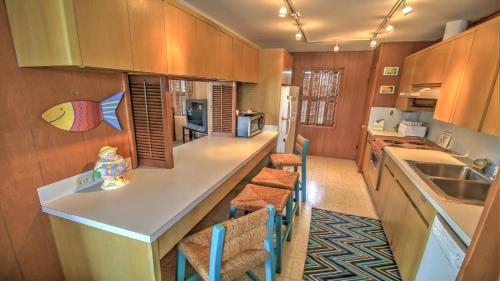 Dutch Treat House (Upper Level)