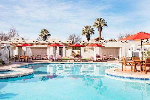 Hotel Amira Vacation Rentals
