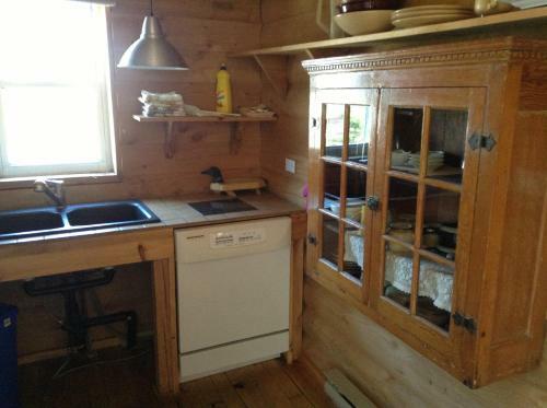 Cottages Du Lac Orford, Unit� C, L'orignal