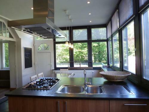 Holiday Home Le Manoir Hastiere Par Dela