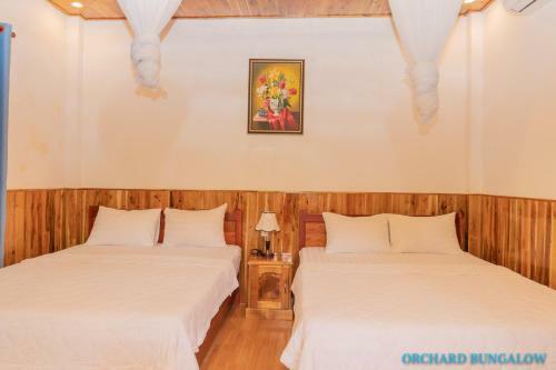 Lodge Orchard Fruit Farm Bungalow