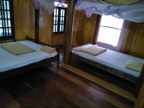 Bed & Breakfast Huyen Hao Homestay