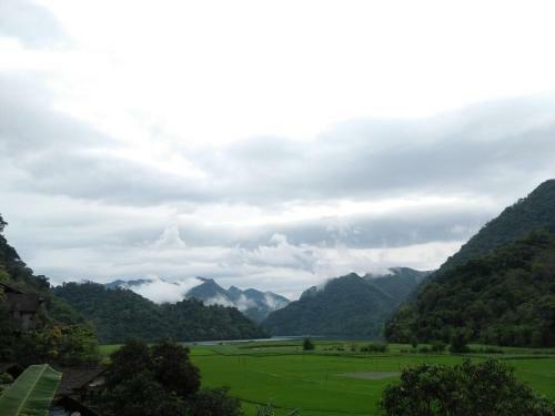 Bed & Breakfast Huyen Hao Homestay