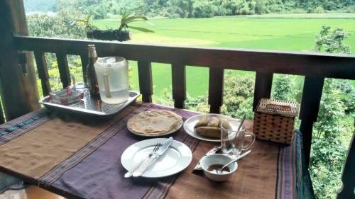 Bed & Breakfast Huyen Hao Homestay
