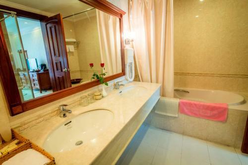 Hotel Saigon Kimlien Resort Cualo