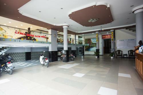 Tay Nguyen Hotel