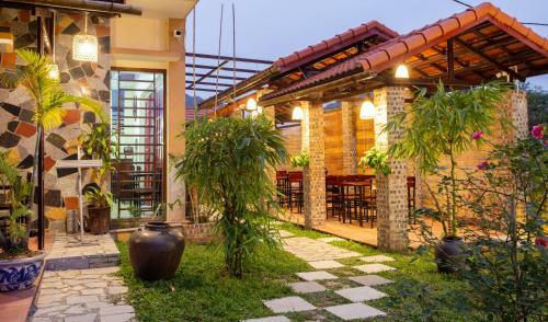 Hotel Rose Garden Homestay
