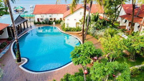 Hotel Hula Hula Beachfront Phu Quoc