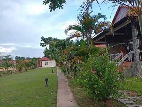 Hotel Vung Bau Resort