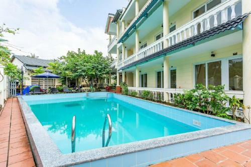 Hotel Up Village Ph� Qu?c
