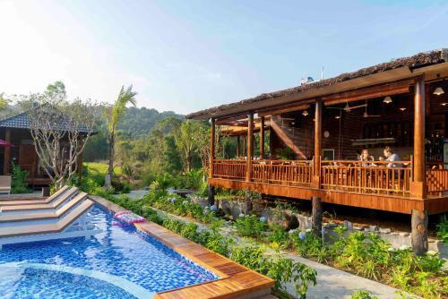 Hotel Phu Quoc Bambusa Resort