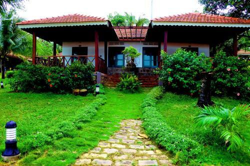 Hotel Phu Quoc Eco Beach Resort
