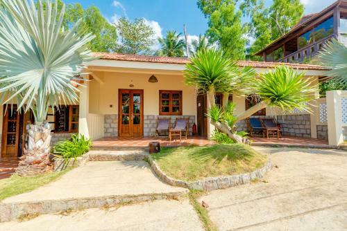 Hotel Phu Quoc Eco Beach Resort