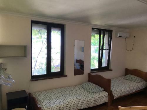 Hostal Vse Dlya Vas Guest House
