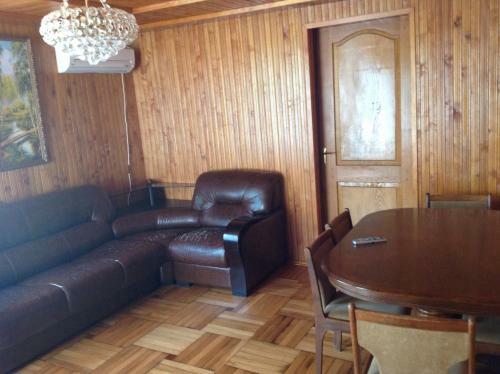 Hostal Guest House In Gudauta