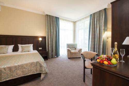 Zolotoy Yakor Hotel