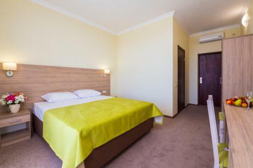 Zolotoy Yakor Hotel
