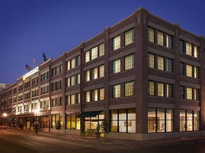 Hotel Renaissance Arts