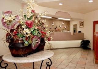 Hotel Baronne Inn And Suites