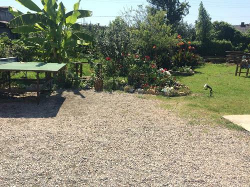Hostal Guest House Gelios