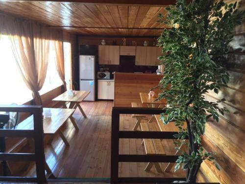 Hostal Guest House Wood House