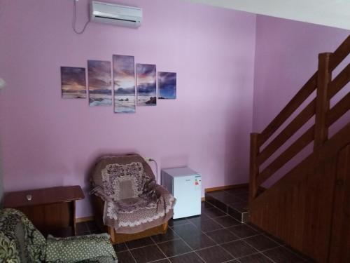 Hostal Novyi Zamok Guest House