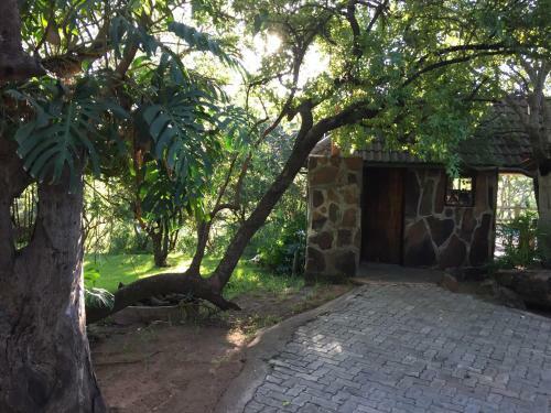 Cycad Rock Fishing Lodge