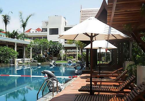 Mae Pim Resort Hotel