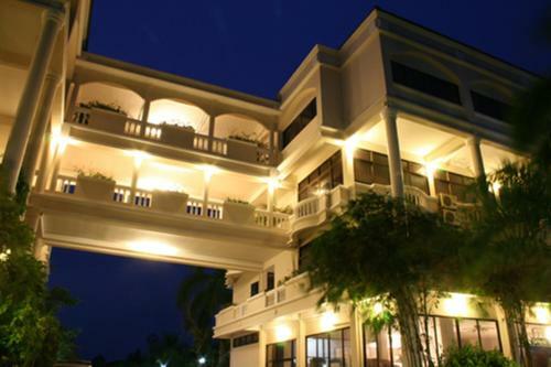 Mae Pim Resort Hotel