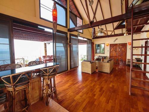 Lotus Paradise Villa