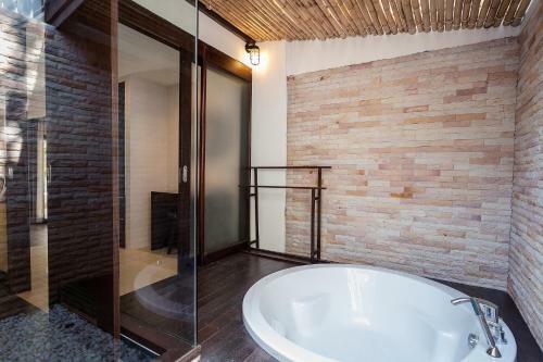 Hotel Sarikantang Resort And Spa