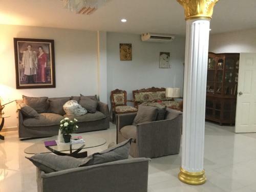 Hotel Thai Castle Resort