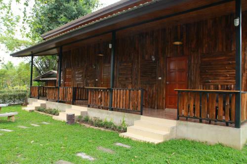 Hotel Papa's Garden