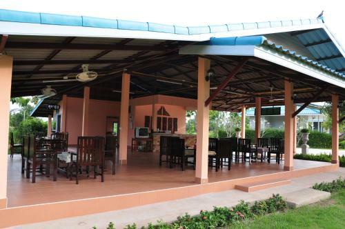 Hotel Poon Suk Resort Prachinburi