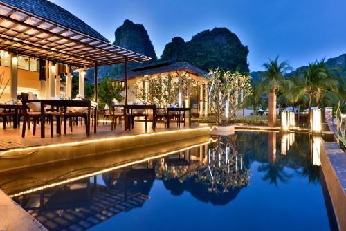 Hotel Bhu Nga Thani Resort & Spa