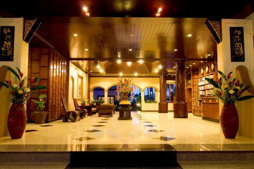 Hotel Kanok Buri Resort And Spa
