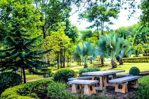 The Log Home Experience Khao Yai