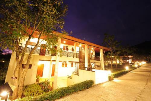 Hotel Phunacome Resort