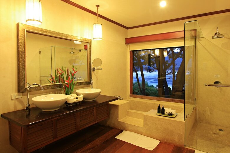 Hotel Tohsang Khongjiam Resort