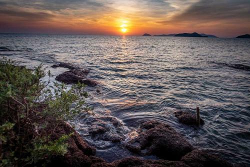Hotel Koh Mak Ao Kao White Sand Beach