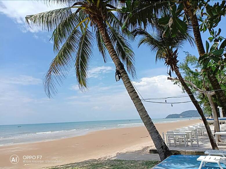 Chaolao Tosang Beach Hotel